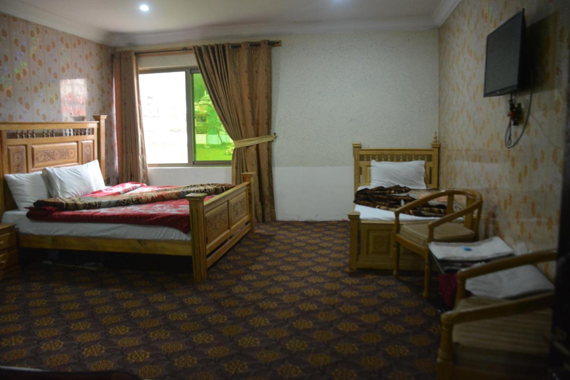 Hotel Pine Hills, Naran Exterior foto