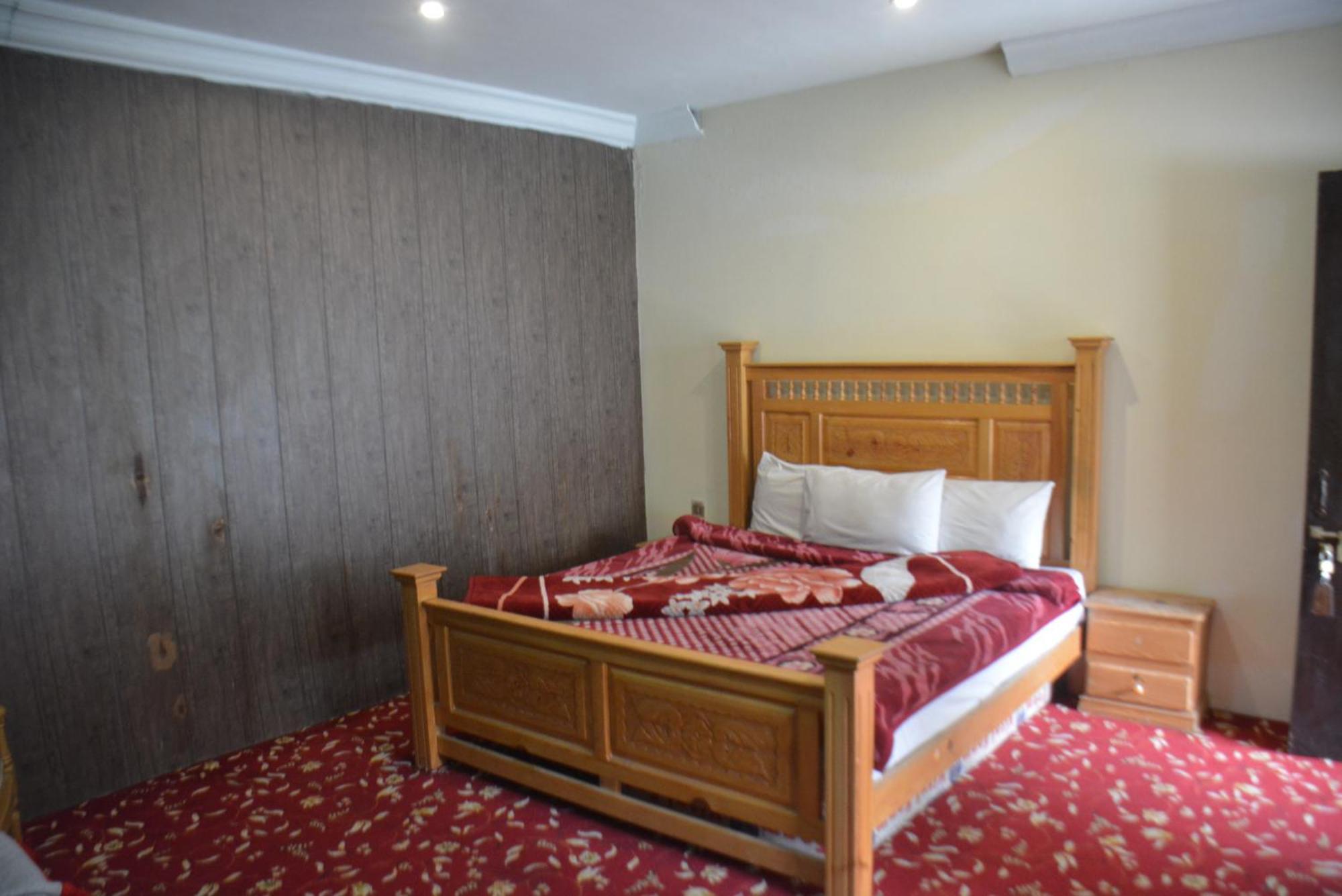Hotel Pine Hills, Naran Exterior foto