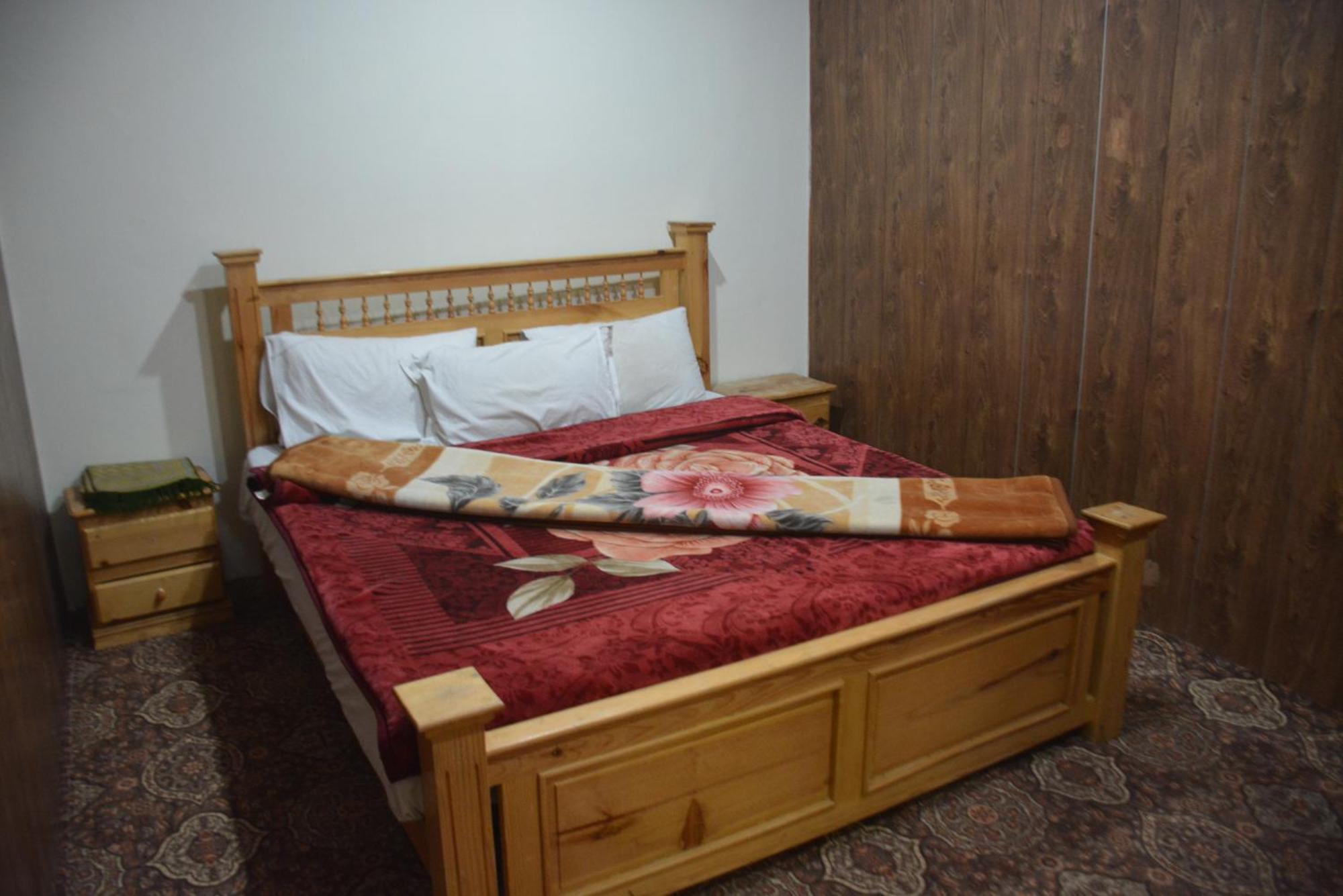 Hotel Pine Hills, Naran Exterior foto