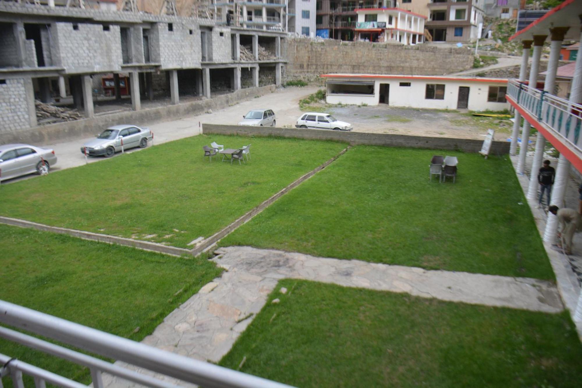 Hotel Pine Hills, Naran Exterior foto