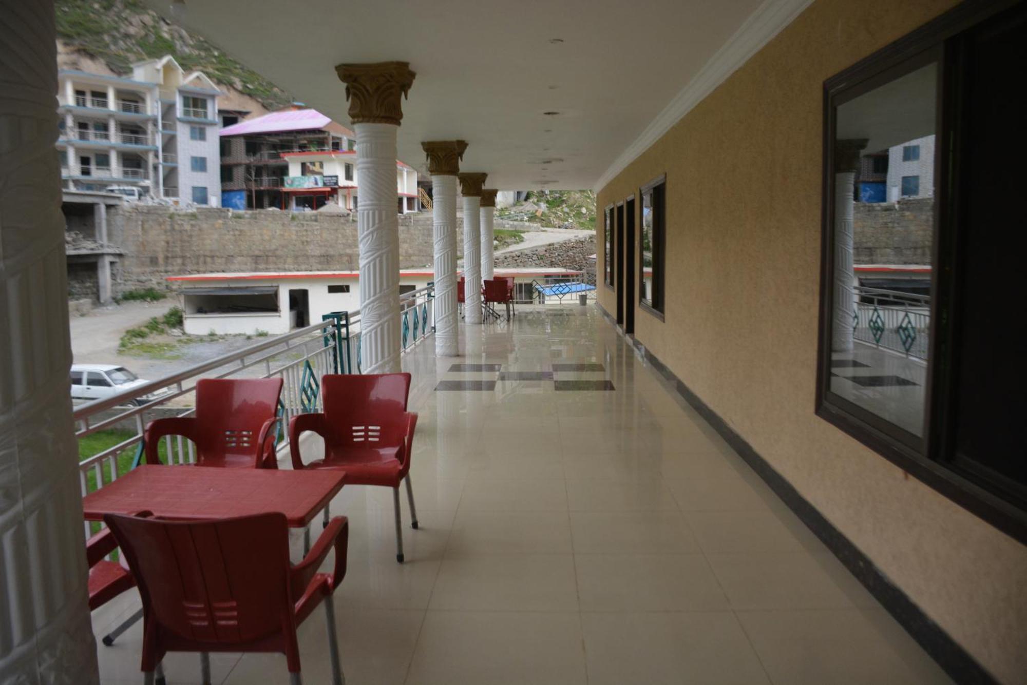 Hotel Pine Hills, Naran Exterior foto